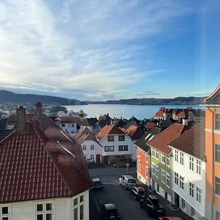 And In Sandviken With Sea View * Μπέργκεν